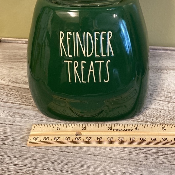 NEW Rae Dunn REINDEER TREATS GUMBALL CHRISTMAS CANISTER - Picture 10 of 12
